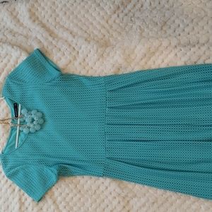 Beautiful lt blue casual style dress. Hits barely above or below knees. Size 10